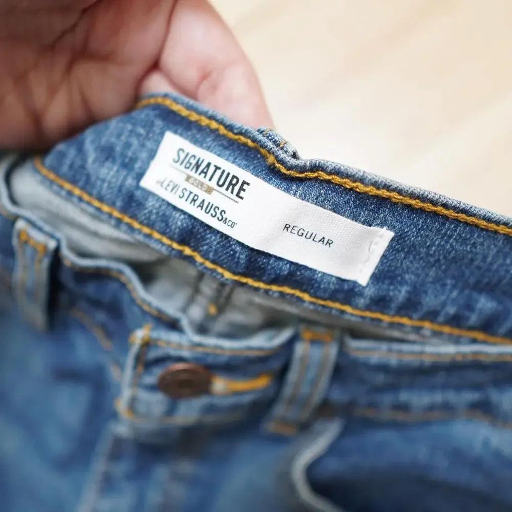Signature by Levi Strauss Gold Regular Flex Jeans NWT Medium Wash 34x32